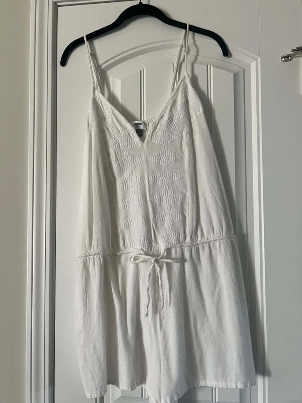 Old Navy Cami beachy linen blend Romper